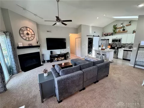 Living - 241 Queens Xing, Centerville, OH 45458 photo 1 of 4