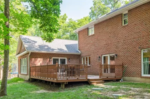 Exterior - 4341 Lone Wolf Ave, Springfield, OH 45502 photo 11 of 14