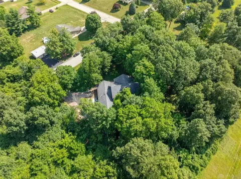 View/Area - 4341 Lone Wolf Ave, Springfield, OH 45502 photo 1 of 5