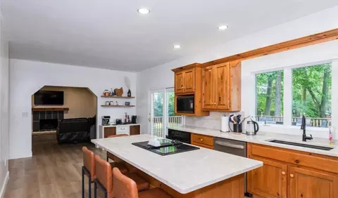 Kitchen - 4341 Lone Wolf Ave, Springfield, OH 45502 photo 5 of 6