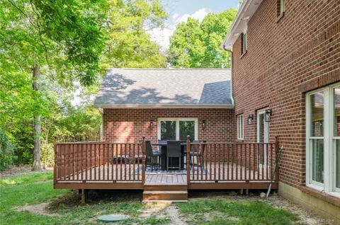 Exterior - 4341 Lone Wolf Ave, Springfield, OH 45502 photo 10 of 14