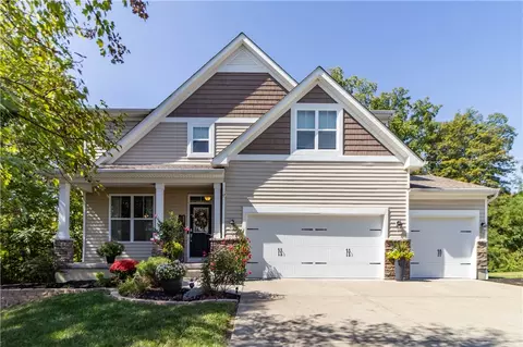 880 Sunrise Ridge Ct, Maineville, OH 45039