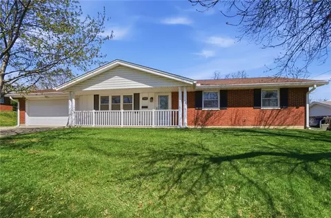 1331 Horizon Dr, Fairborn, OH 45324
