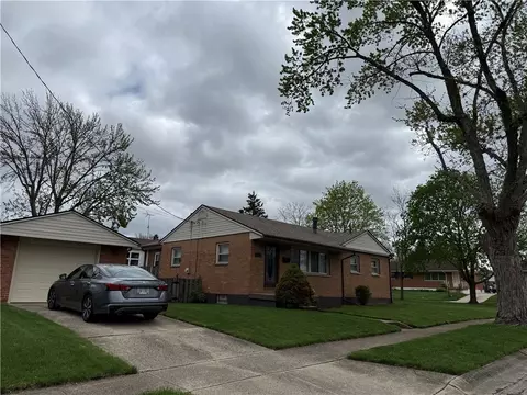 504 Nancy Dr, Miamisburg, OH 45342