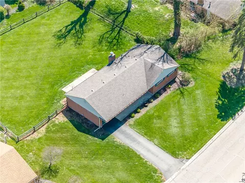 View/Area - 426 Willowhurst Dr, Centerville, OH 45459 photo 7 of 12