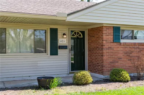 Exterior - 426 Willowhurst Dr, Centerville, OH 45459 photo 4 of 8