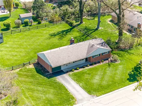 View/Area - 426 Willowhurst Dr, Centerville, OH 45459 photo 11 of 12