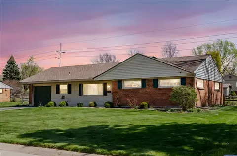 Exterior - 426 Willowhurst Dr, Centerville, OH 45459 photo 8 of 8