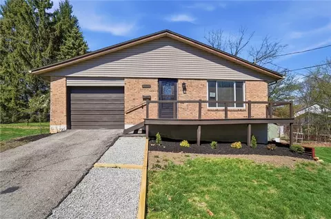 1337 Heatherdale Dr, Kettering, OH 45429