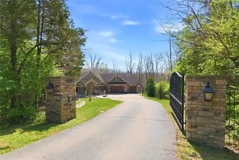 855 Willow Oak Ct, Springboro, OH 45066