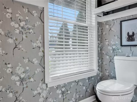 Bath - 3314 Sharon Ave, Kettering, OH 45429 photo 1 of 11