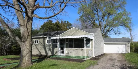 1302 Stuben Dr, Dayton, OH 45417