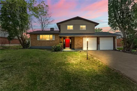 4718 Belcourt Dr, Dayton, OH 45417