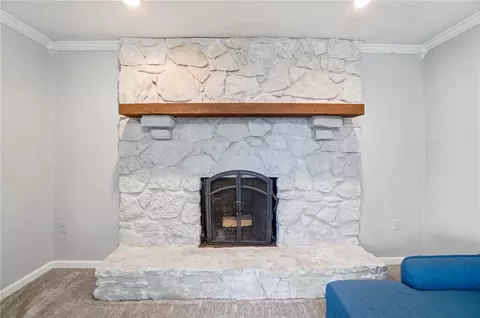 Living - 7851 Millerton Dr, Centerville, OH 45459 photo 4 of 5