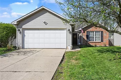 2460 Miami Village Dr, Miamisburg, OH 45342