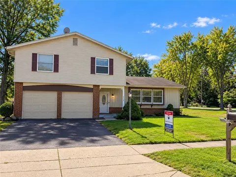 4350 Honeybrook Ave, Dayton, OH 45415