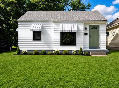 4537 Laurel Dr, Dayton, OH 45417