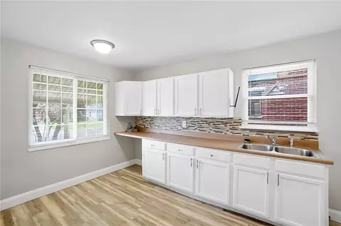 1525 Patterson Rd, Dayton, OH 45420 photo 5