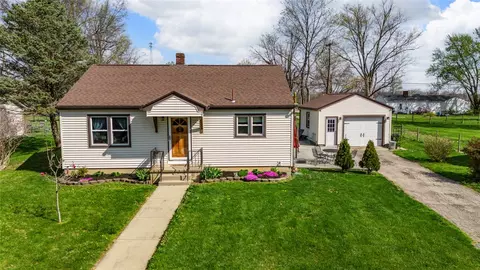 309 W Walnut St, Farmersville, OH 45325