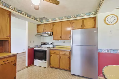 814 Wellington Dr, Springfield, OH 45506 photo 17