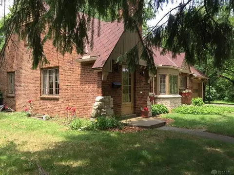 2525 Elsmere Ave, Dayton, OH 45406