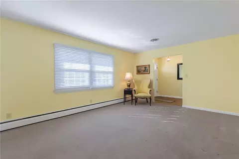 Living - 3112 Big Hill Rd, Kettering, OH 45419 photo 3 of 8