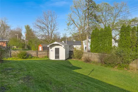 Exterior - 3112 Big Hill Rd, Kettering, OH 45419 photo 5 of 8