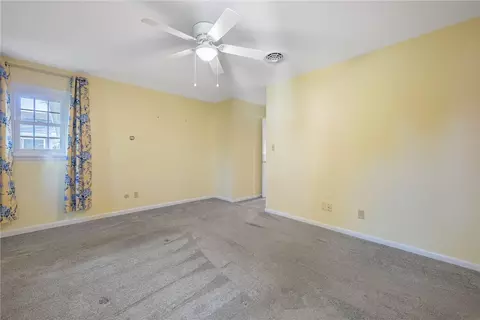 Bedroom - 3112 Big Hill Rd, Kettering, OH 45419 photo 4 of 8