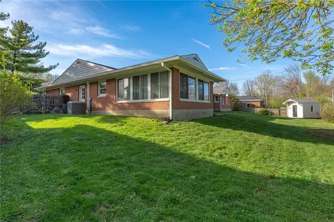 Exterior - 3112 Big Hill Rd, Kettering, OH 45419 photo 7 of 8