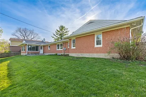 Exterior - 3112 Big Hill Rd, Kettering, OH 45419 photo 3 of 8