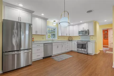 Kitchen - 3112 Big Hill Rd, Kettering, OH 45419 photo 2 of 4
