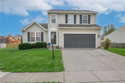 111 Mcdaniels Ln, Springboro, OH 45066