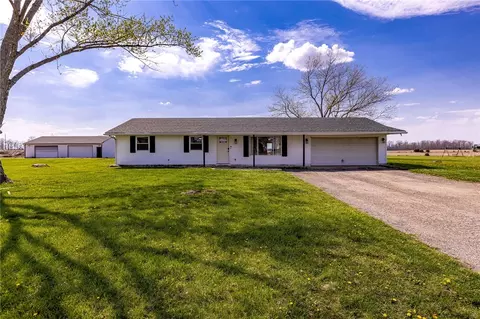 1171 N Sulphur Springs Rd, West Alexandria, OH 45381