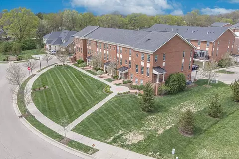 407 Brownstone Row, Springboro, OH 45066 photo 3