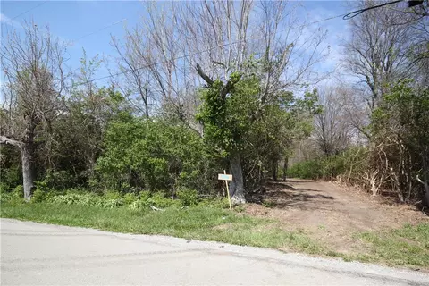 7856 Strout Rd, Washington Twp, OH 45113