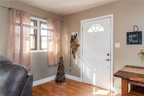 Entry Way - 2508 Acorn Dr, Kettering, OH 45419 photo 1 of 5