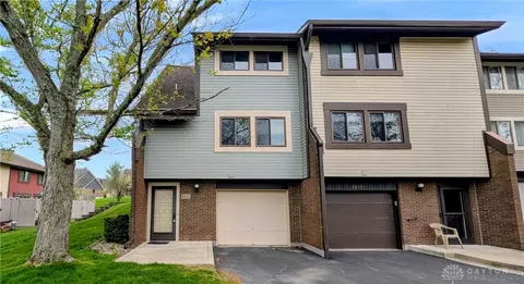 6032 Cinnamon Tree Ct, Englewood, OH 45322