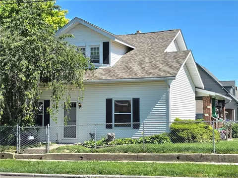 1925 John Glenn Rd, Dayton, OH 45420