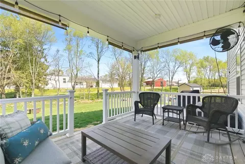 Exterior - 7900 Timberview Ct, Franklin, OH 45005 photo 8 of 9