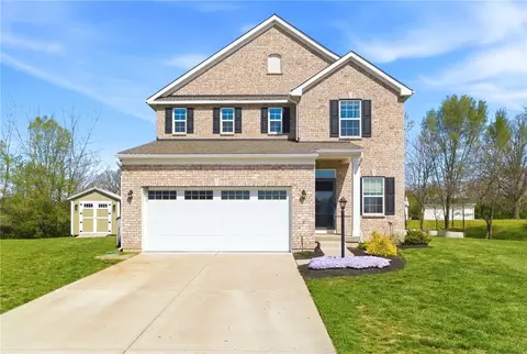 Exterior - 7900 Timberview Ct, Franklin, OH 45005 photo 2 of 9