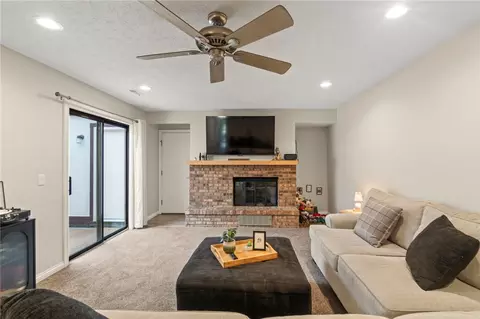 Living - 957 Pine Needles Dr, Centerville, OH 45458 photo 2 of 2