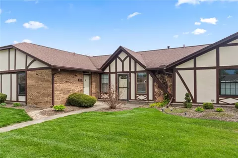 Exterior - 957 Pine Needles Dr, Centerville, OH 45458 photo 7 of 8