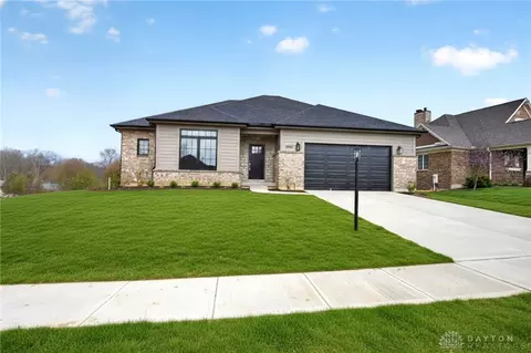 3953 Jacob Hills Ct, Bellbrook, OH 45305