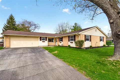 104 Overla Blvd, Englewood, OH 45322