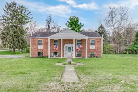 1119 Lee Ann Dr, Xenia, OH 45385