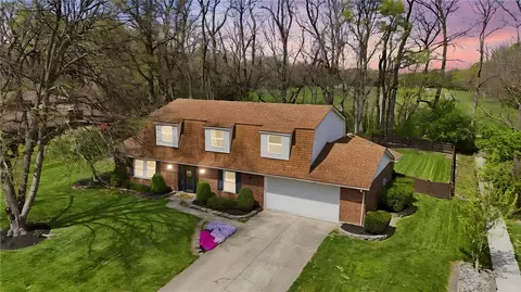 2439 Beechknoll Pt, Washington Township, OH 45458
