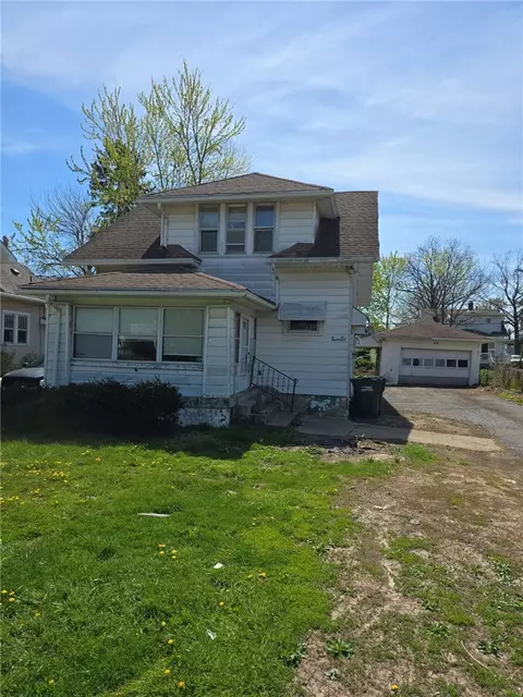 46 Redwood Ave, Dayton, OH 45405