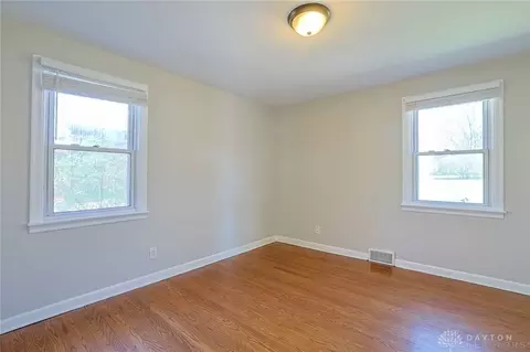 Bedroom - 1536 Saint Clair Ave, Cincinnati, OH 45231 photo 3 of 6