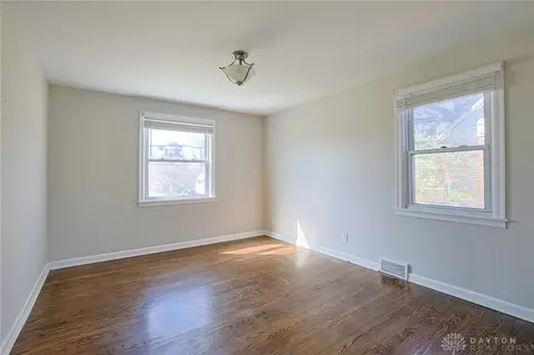 Bedroom - 1536 Saint Clair Ave, Cincinnati, OH 45231 photo 1 of 6