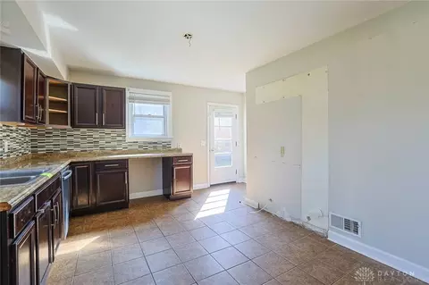Kitchen - 1536 Saint Clair Ave, Cincinnati, OH 45231 photo 3 of 3